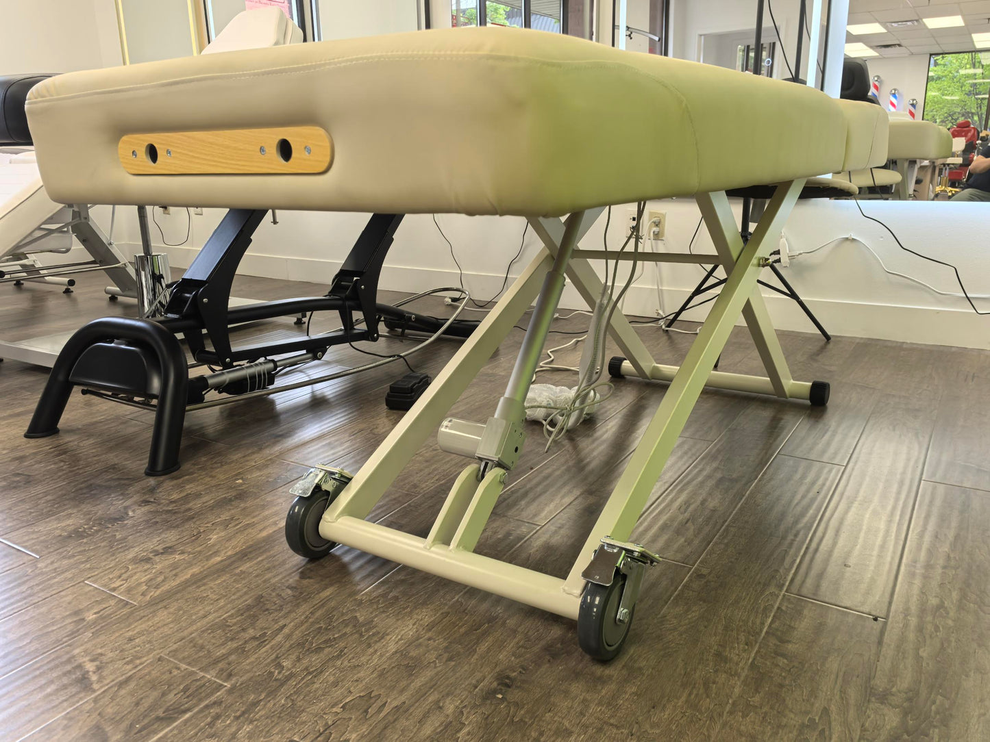 BeautéSync® Premium Professional One-Motor Two-Section Electric Beauty & Massage & Facial & Spa Treatment Bed (Black/Beige)