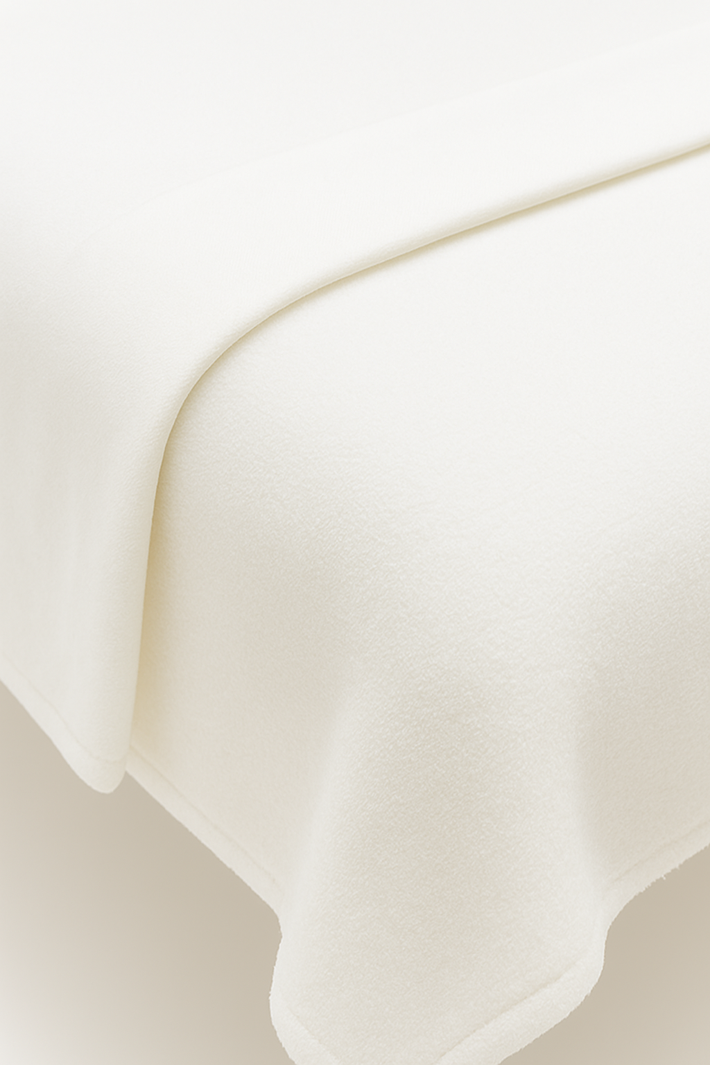 BeautéSync® Flannel Massage Sheet Set – Soft, Durable & Easy-Care for Professional Spa Use