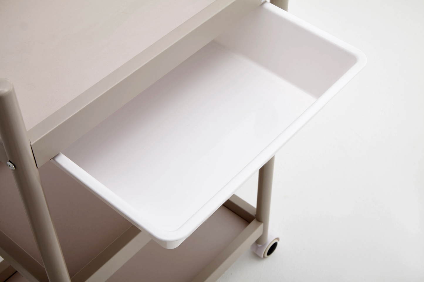 BeautéSync 3-Tier Utility Salon Cart – White Rolling Spa Trolley with Lockable Wheels & Guard Rails