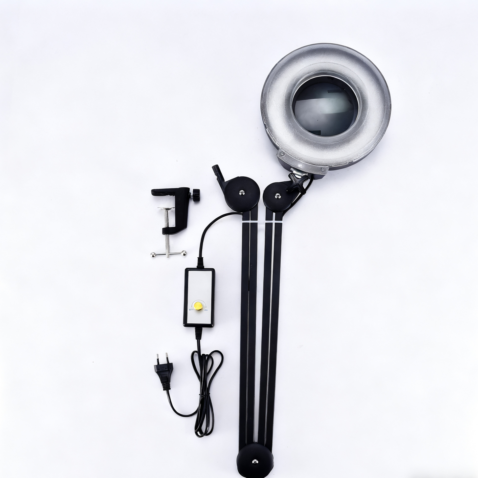 BeautéSync® LED Magnifying Lamp Clamp flat lay display showing complete lamp and clamp mount design