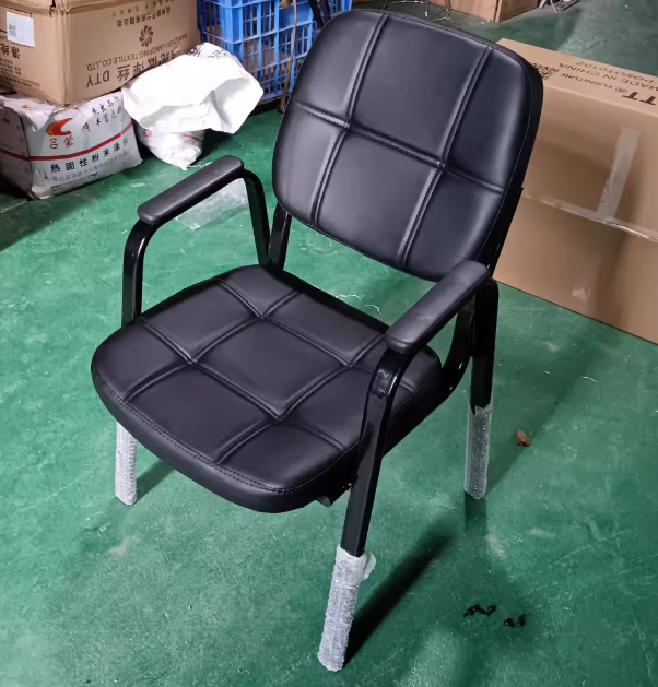 BeautéSync™ Waiting Chair – Comfortable and Stylish Seating for Reception & Waiting Areas